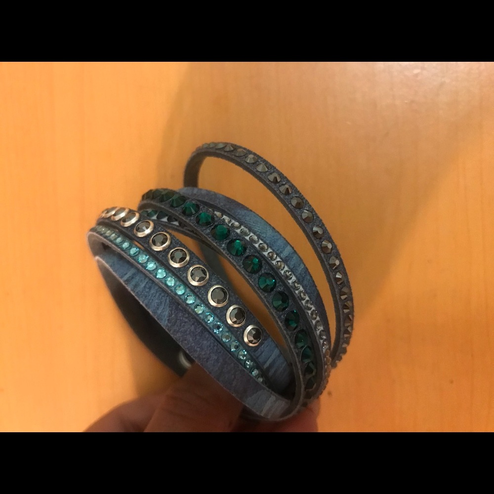 Bracelet, necklace, & headband